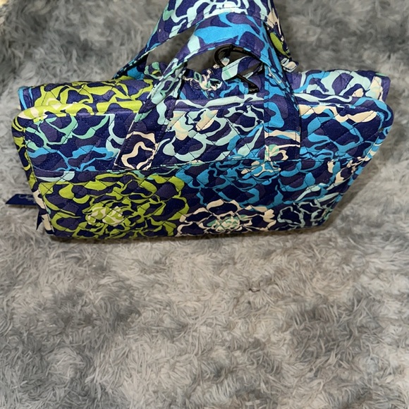 Vera Bradley Travel Bag - Picture 8 of 9